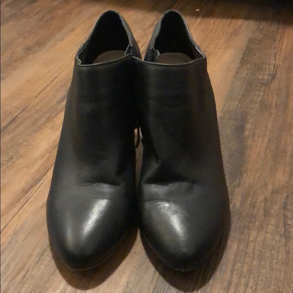 Black Vince Camino heels